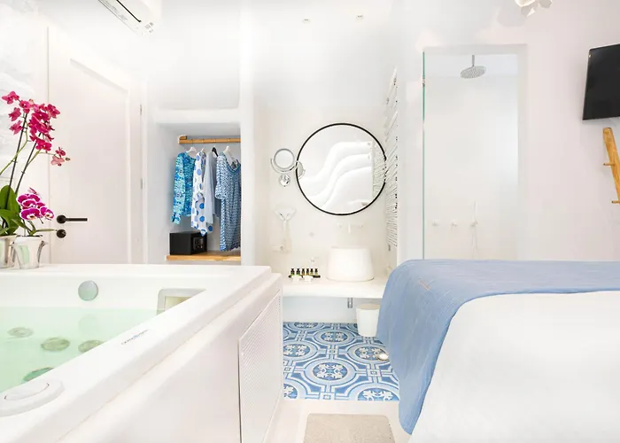 Kyma & Helios Deluxe With Hot Tub At Amazeu Naxos 公寓 Naxos City