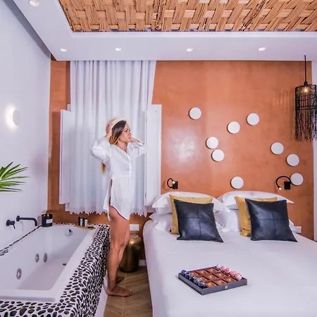 Kyma & Helios Deluxe With Hot Tub At Amazeu Naxos * Naxos City