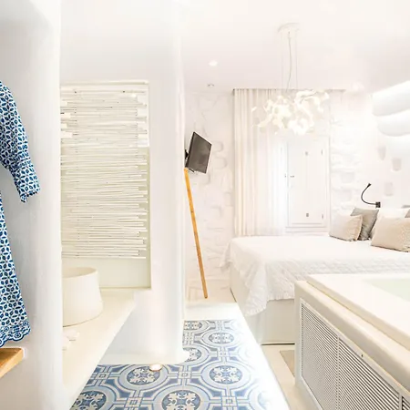 Kyma & Helios Deluxe With Hot Tub At Amazeu Naxos *