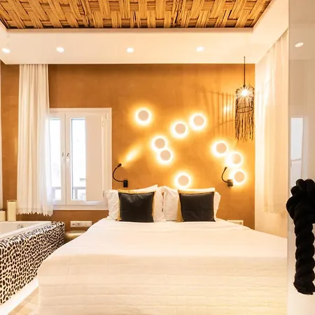 Kyma & Helios Deluxe With Hot Tub At Amazeu Naxos *