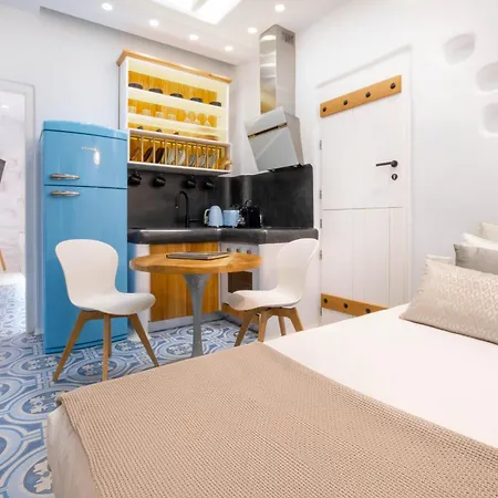 Apartament Kyma & Helios Deluxe With Hot Tub At Amazeu Naxos *
