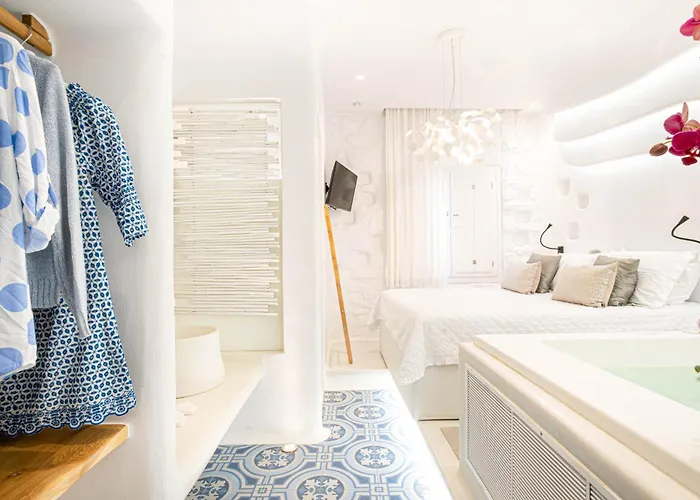 Kyma & Helios Deluxe With Hot Tub At Amazeu Naxos *